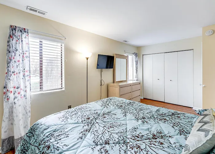 Walk To Ocean Beach! Cozy Couples Retreat Holiday home Ocean City
